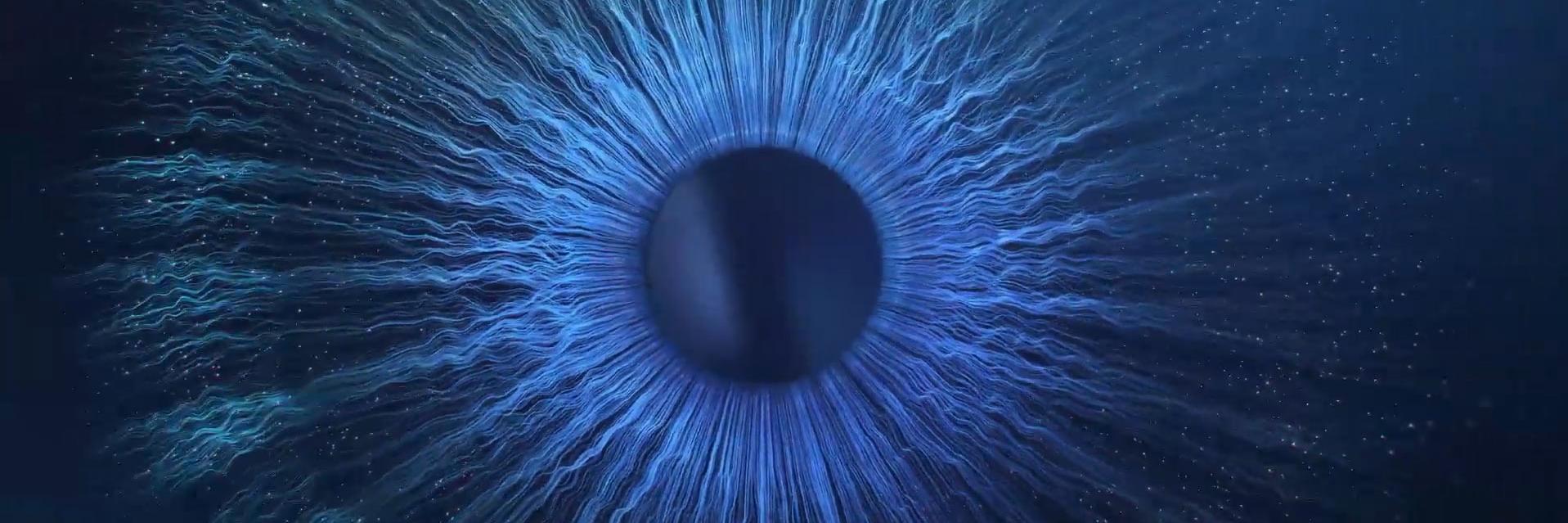 挑戰想像的極限影像——黑暗中的湛藍色的眼球特寫。