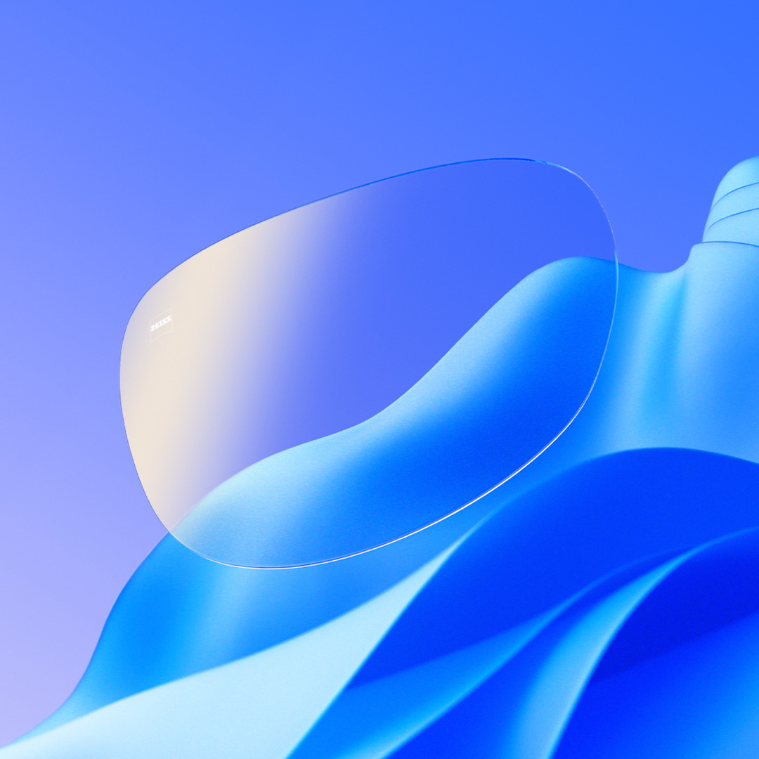 晶瑩剔透的鏡片採用蔡司DuraVision曜金鍍膜，並具有微妙的金色反射。