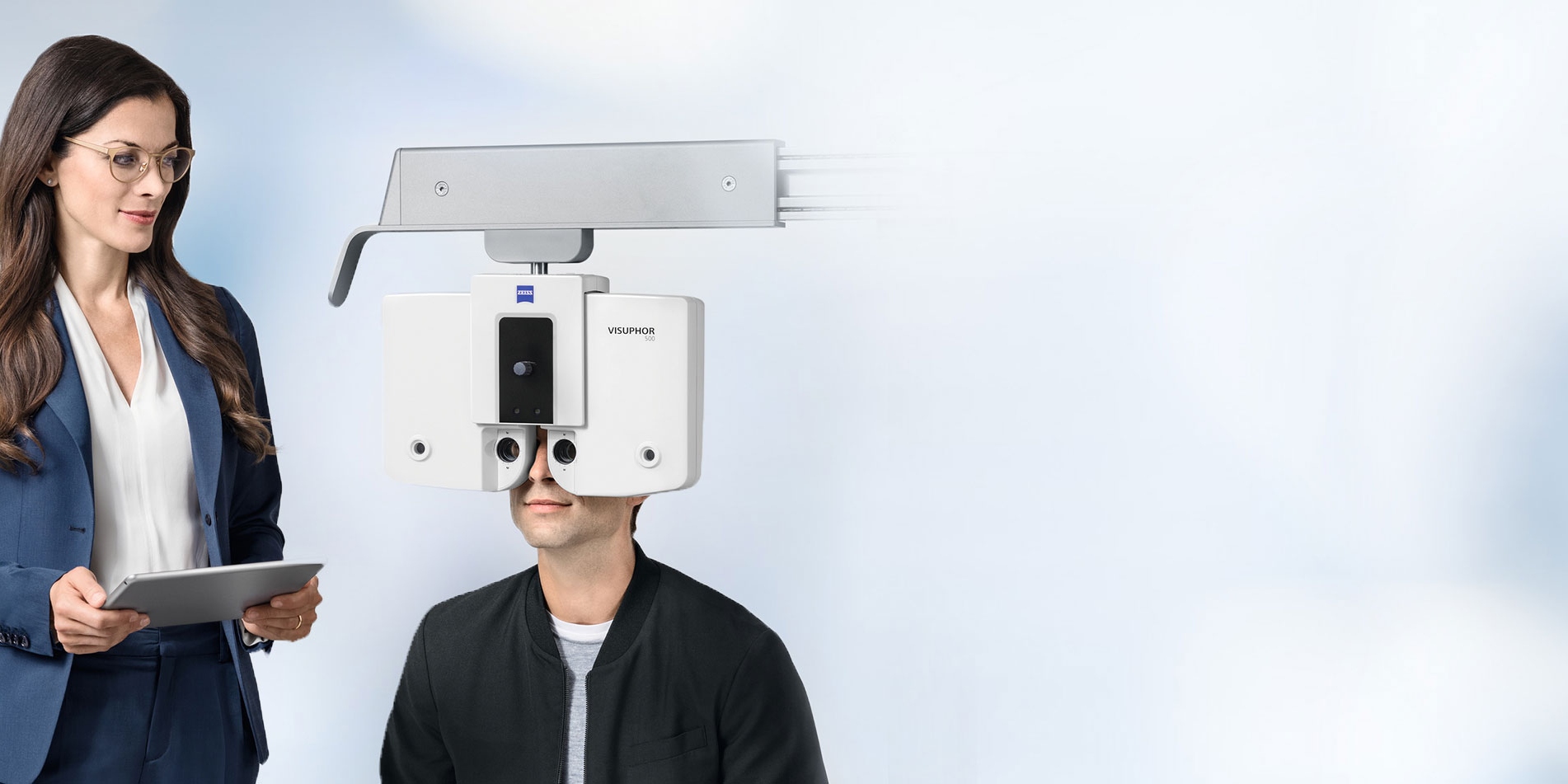 採用先進的視力檢測技術驗光，確保患者的對您的信任。